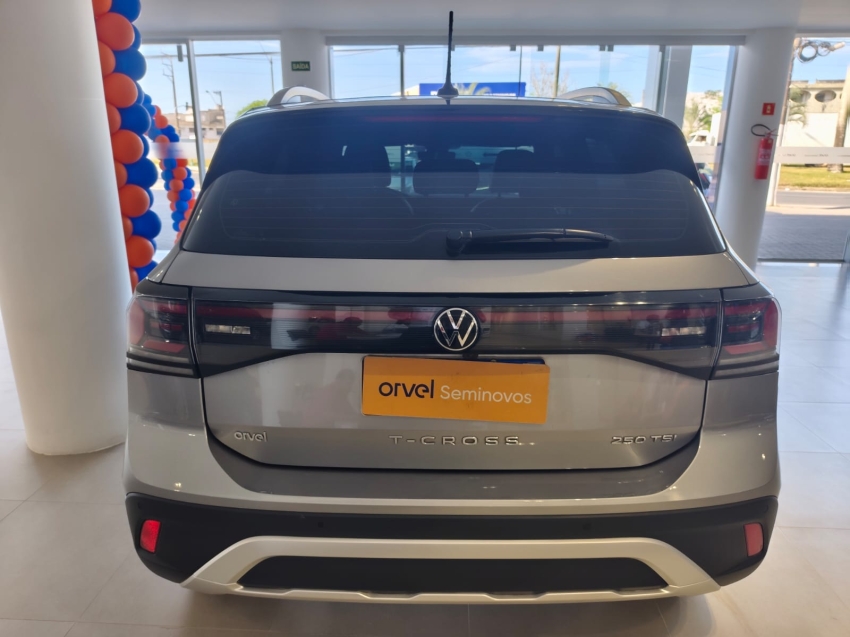volkswagen t-cross 1.4 250 tsi total flex highline automatico 4p 20256