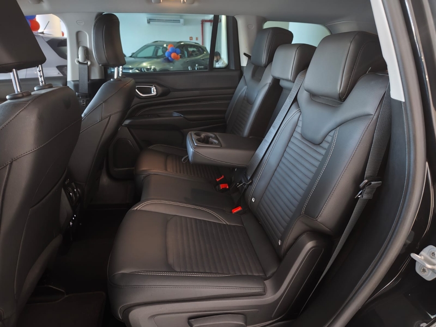 jeep commander 1.3 t270 turbo flex longitude at6 4p automatico 202515