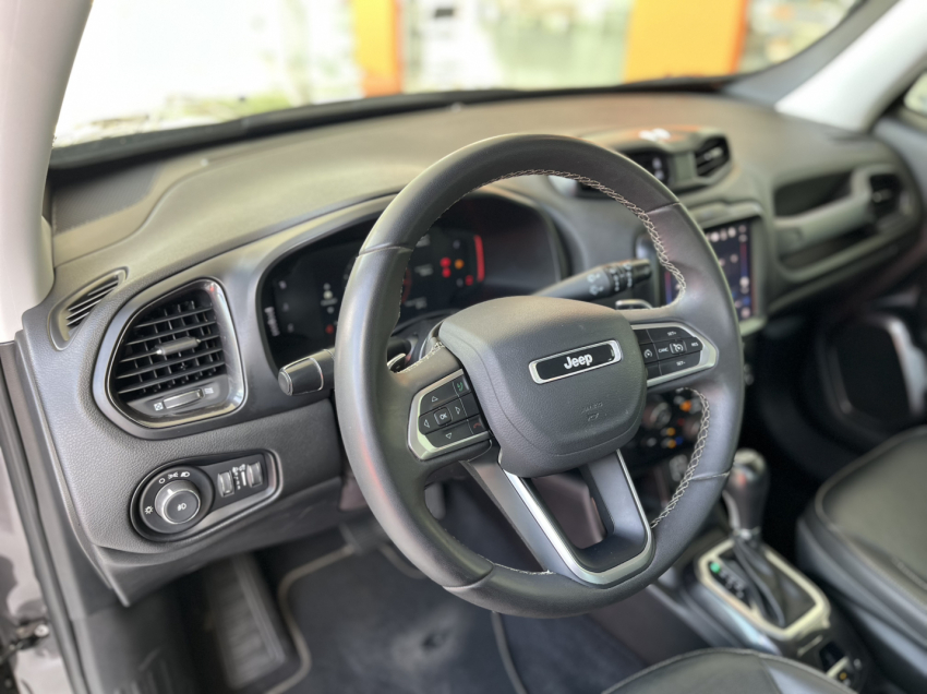 jeep renegade longitude t270 1.3 flex automatico10