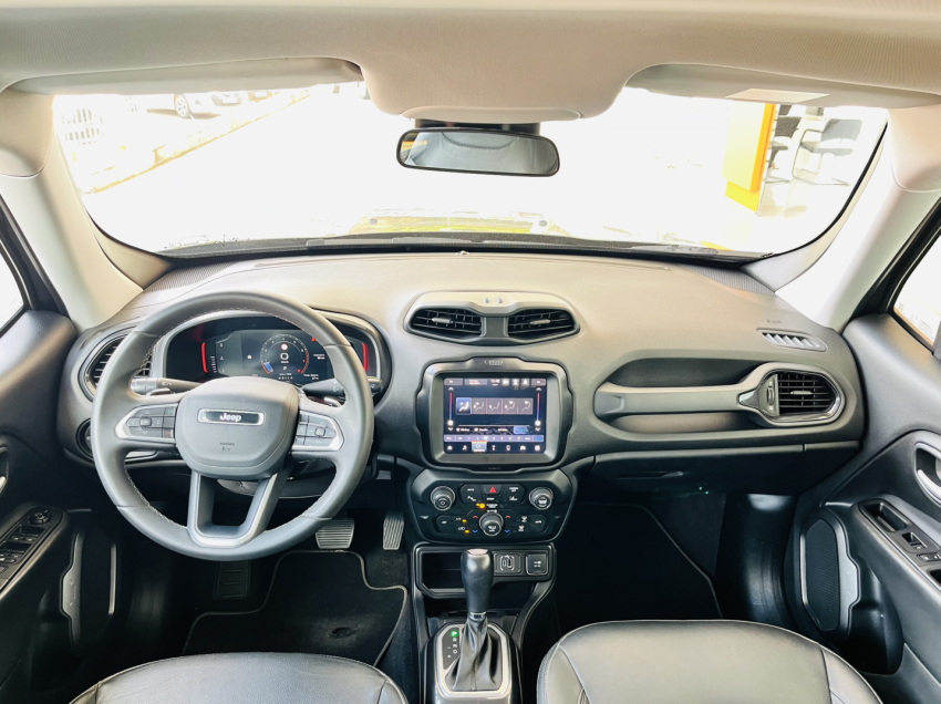 jeep renegade longitude t270 1.3 flex automatico9