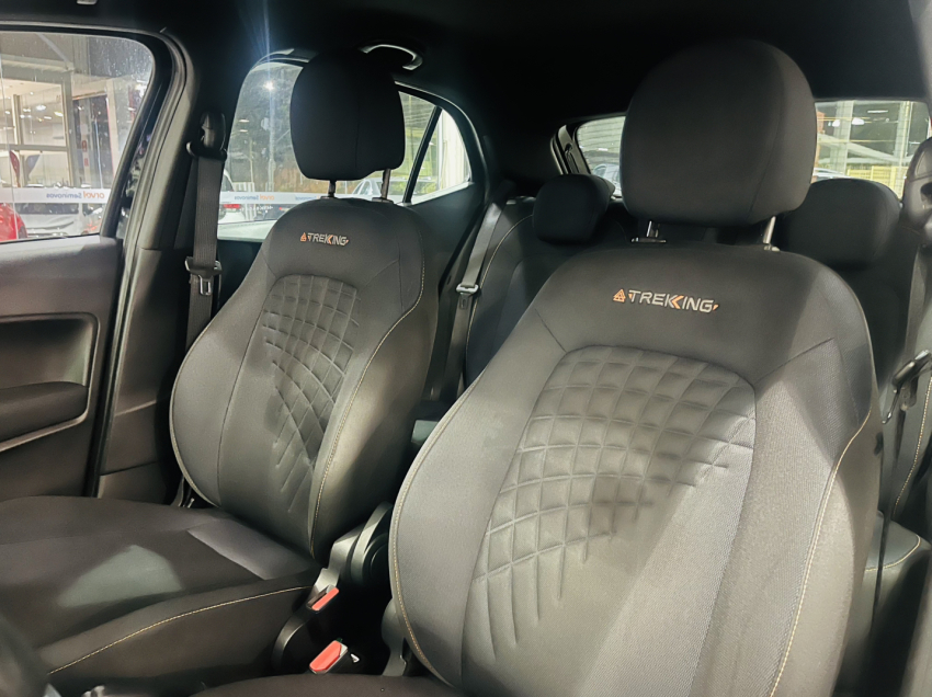 fiat argo trekking 1.8 e.torq flex at6.