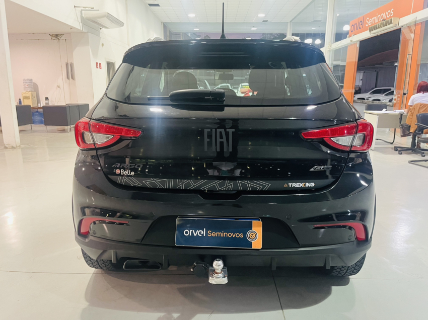 fiat argo trekking 1.8 e.torq flex at6.
