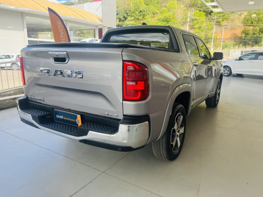ram rampage laramie 2.0 tb diesel 4x4 automatico.