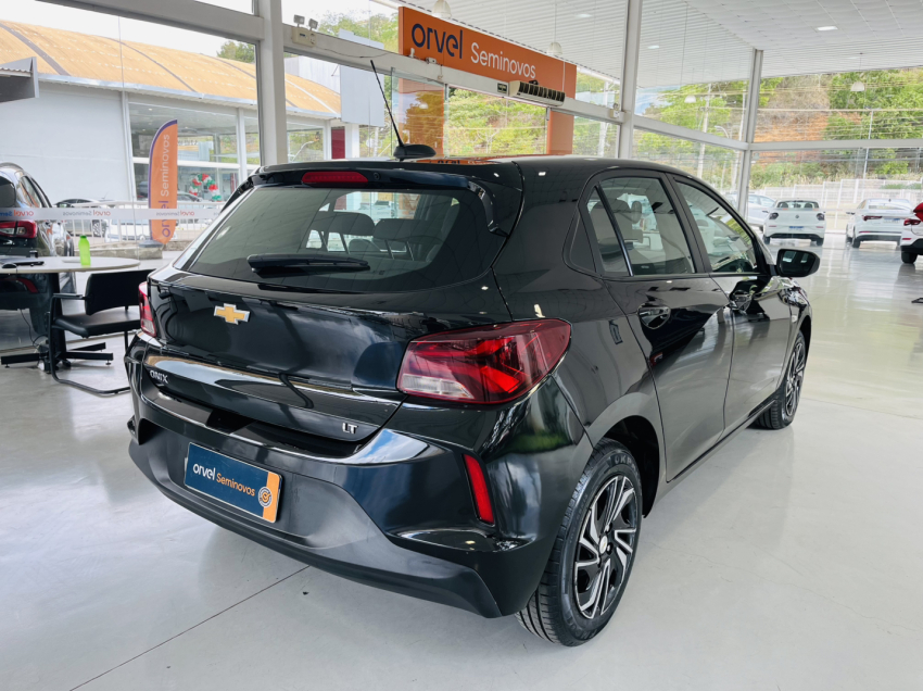 chevrolet onix lt 1.0 manual flex.