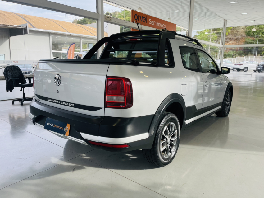 volkswagen saveiro cross cd 1.6 flex 2p manual