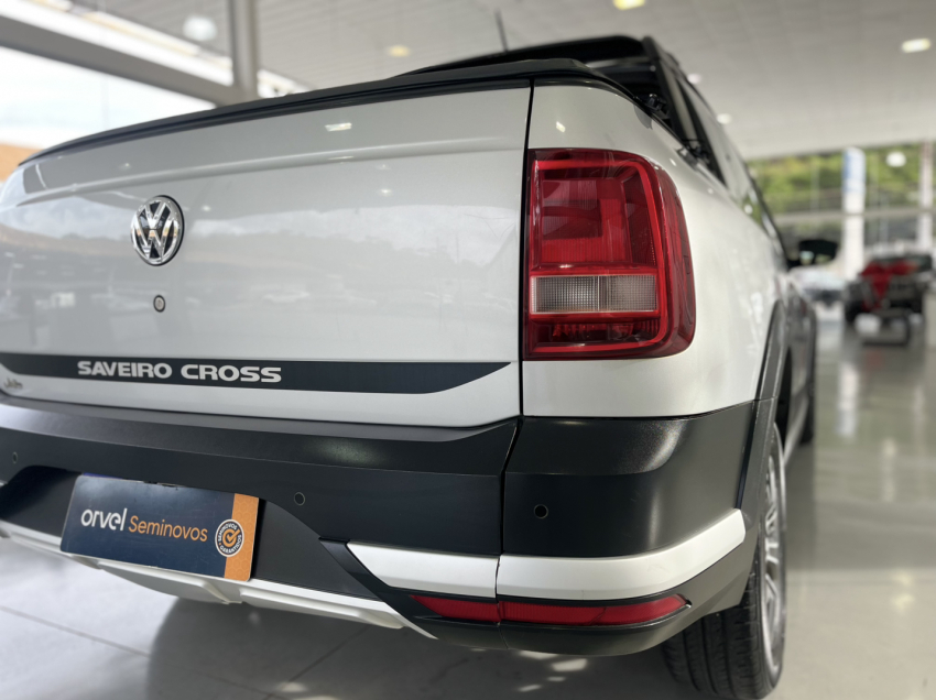 volkswagen saveiro cross cd 1.6 flex 2p manual