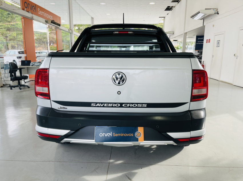 volkswagen saveiro cross cd 1.6 flex 2p manual