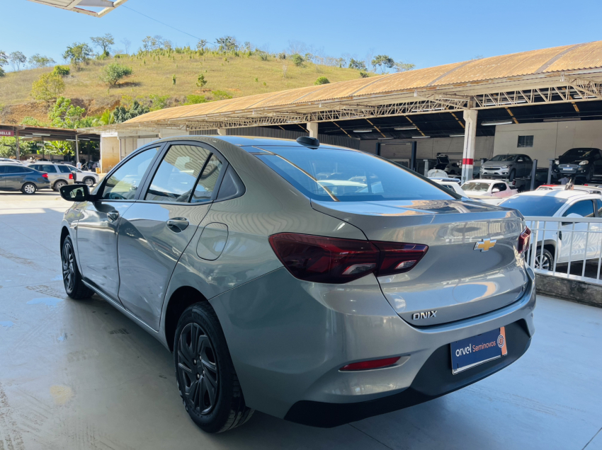 chevrolet onix plus lt 1.0 manual