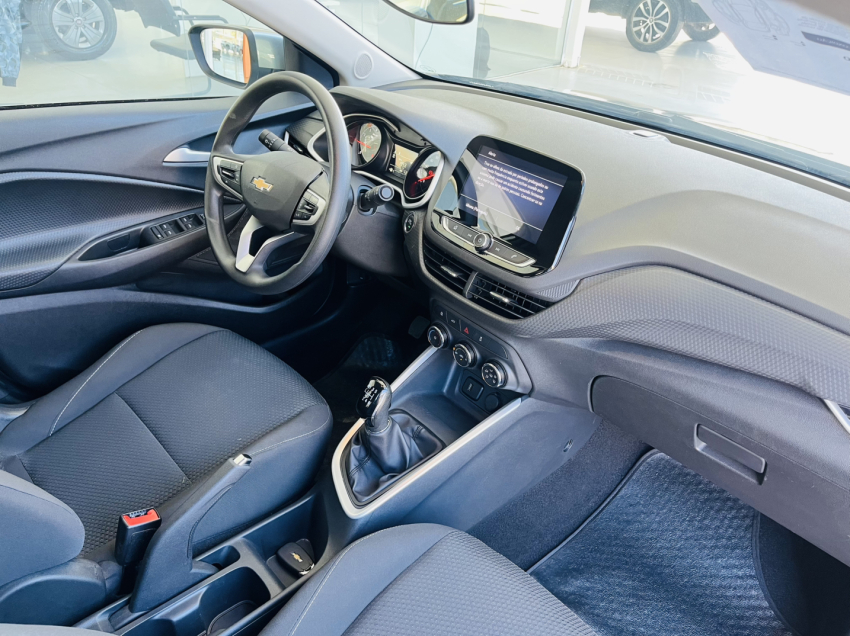 chevrolet onix plus lt 1.0 manual