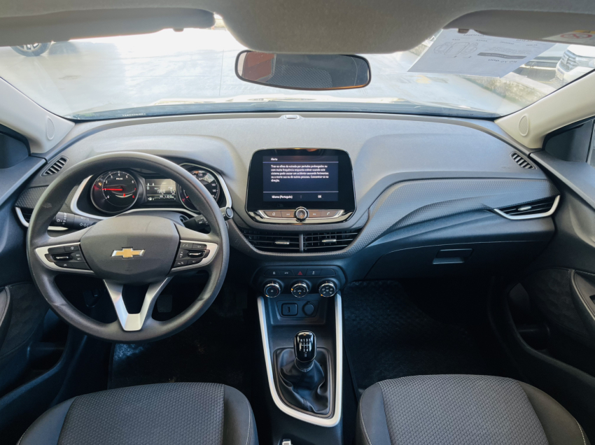 chevrolet onix plus lt 1.0 manual