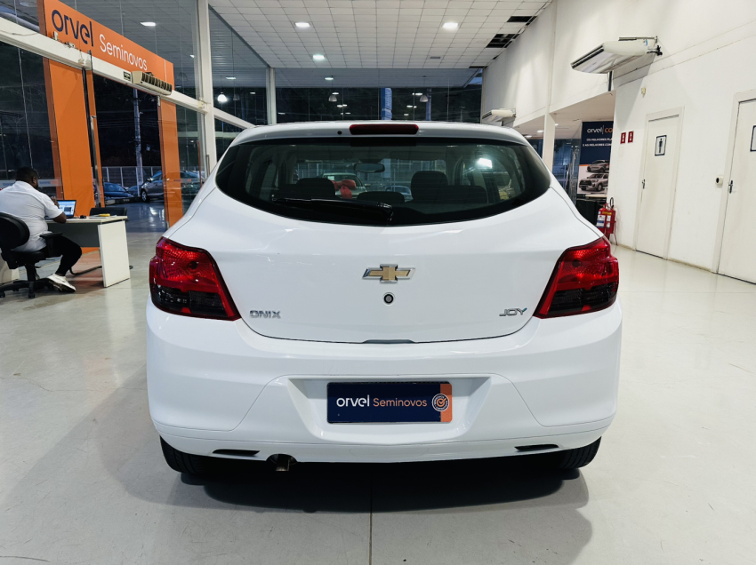 chevrolet onix joy 8v flex manual