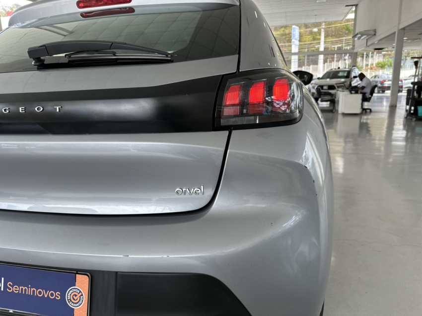 peugoet 208 like 1.0 manual flex
