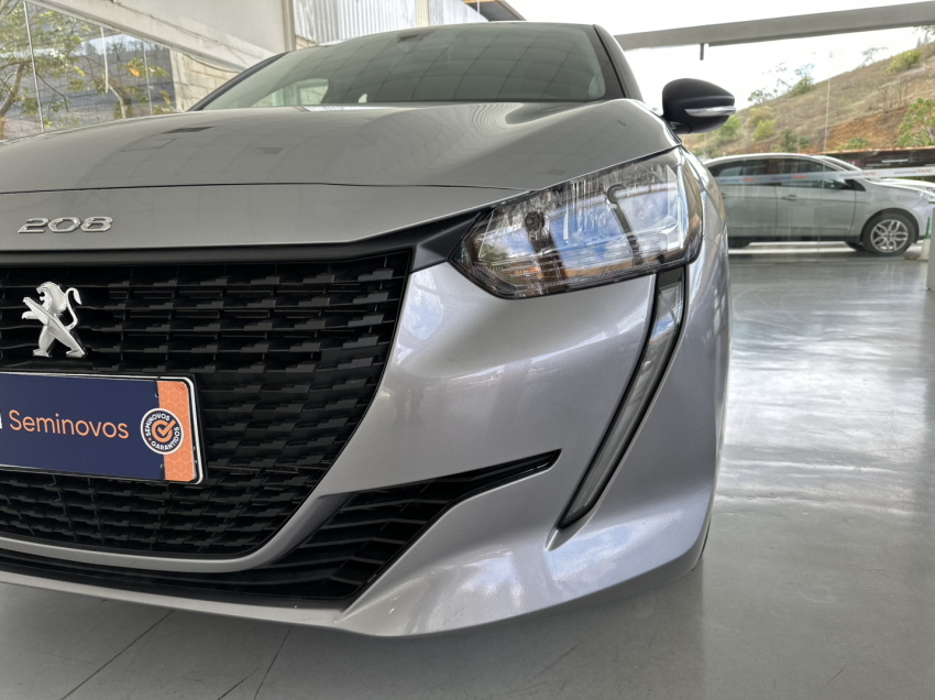 peugoet 208 like 1.0 manual flex