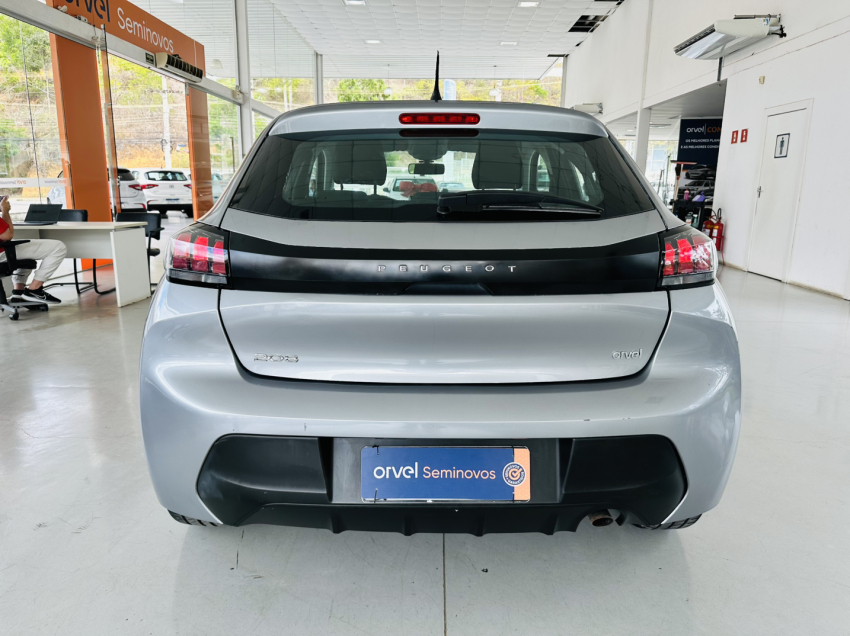 peugoet 208 like 1.0 manual flex