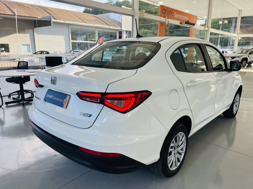 fiat cronos drive 1.0 manual flex6