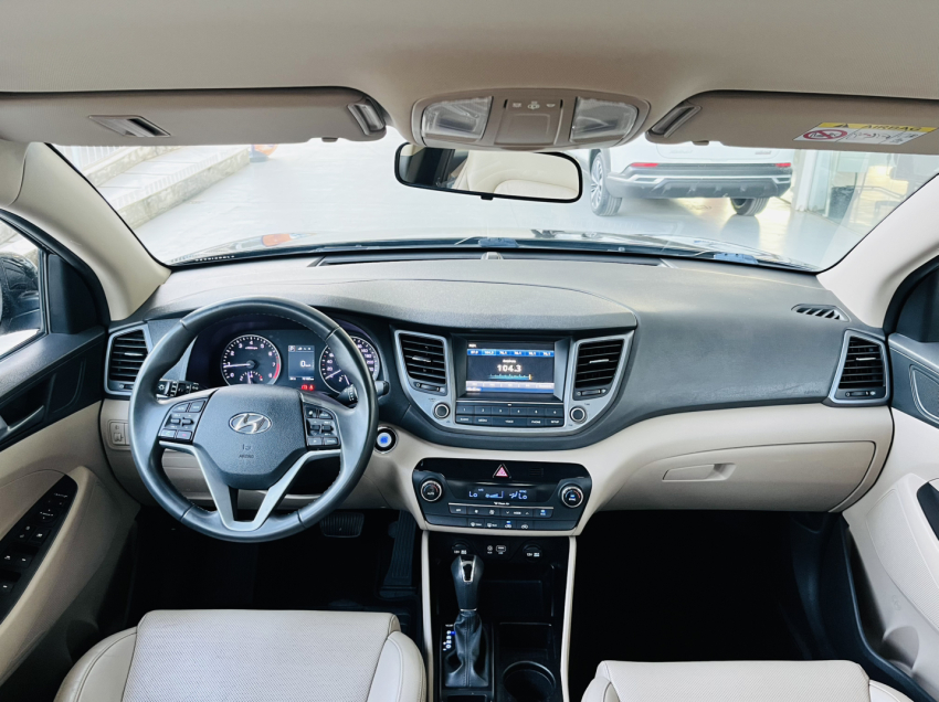 hyundai tucson gl ecoshift 1.6 t-gdi gasolina9