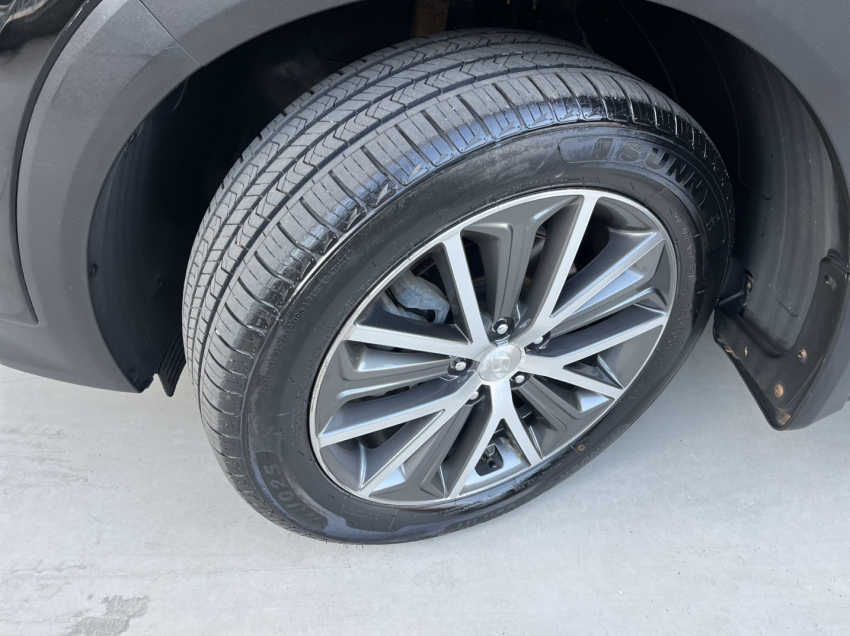 hyundai tucson gl ecoshift 1.6 t-gdi gasolina4