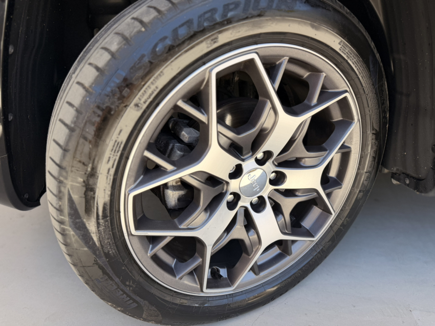 jeep commander overland td380 4x4 at99