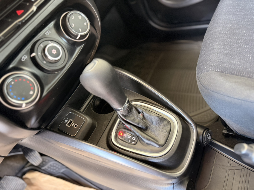 fiat cronos drive 1.3 cvt automatico flex10