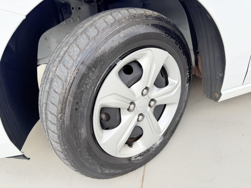 chevrolet onix 1.0 manual flex8