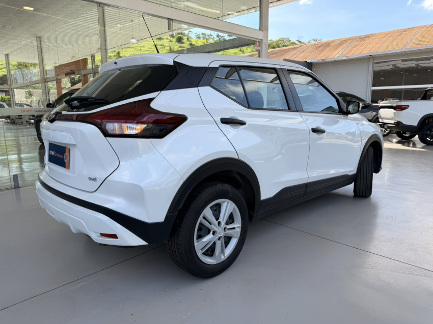 nissan kicks active 1.6 cvt flx7