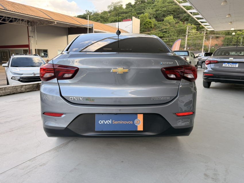 chevrolet onix plus premier 1.0 turbo flex automatico5