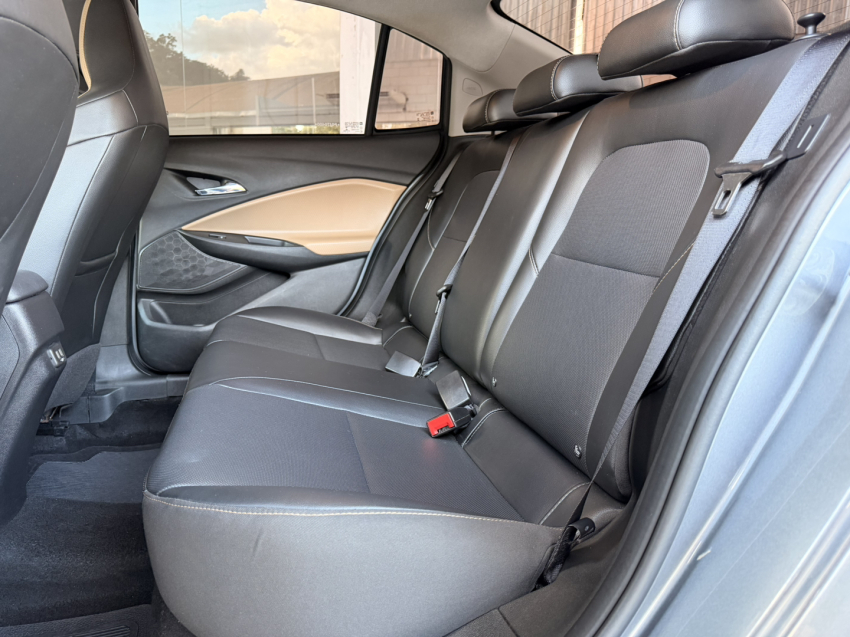 chevrolet onix plus premier 1.0 turbo flex automatico16