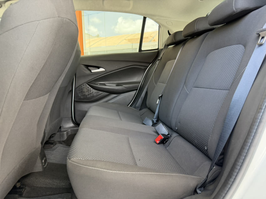 chevrolet onix lt 1.0 manual flex17