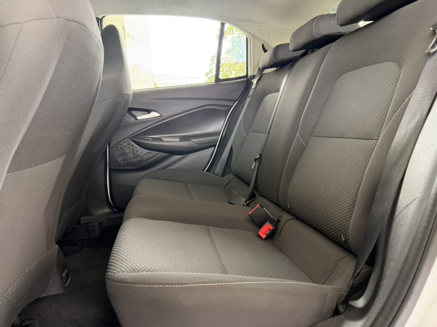 chevrolet onix lt 1.0 manual flex17