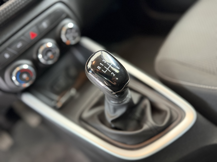 chevrolet onix lt 1.0 manual flex10