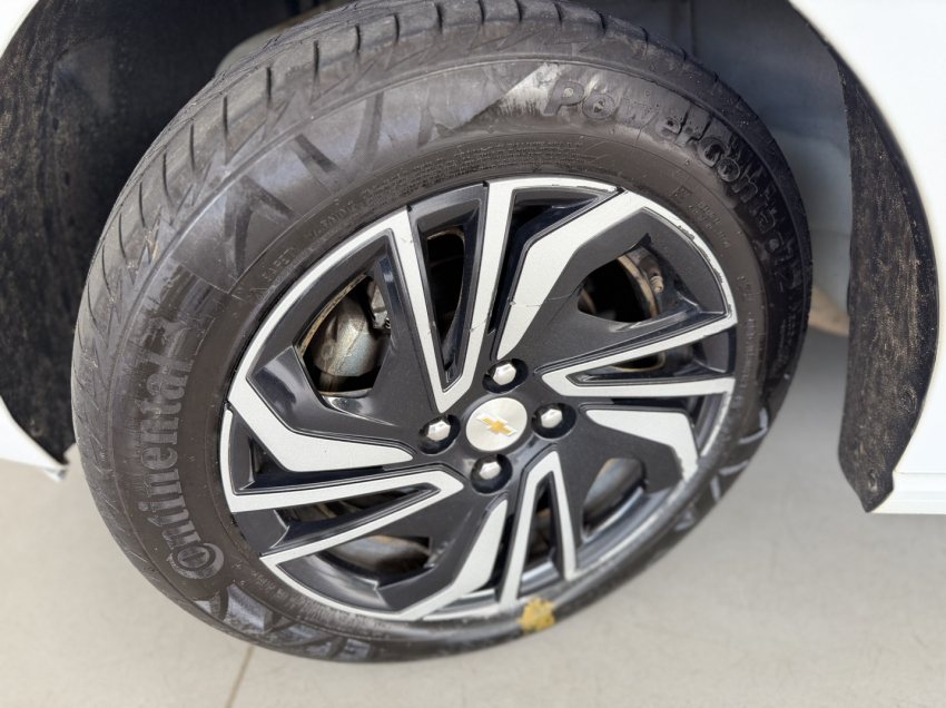 chevrolet onix plus lt 1.0 manual flex8