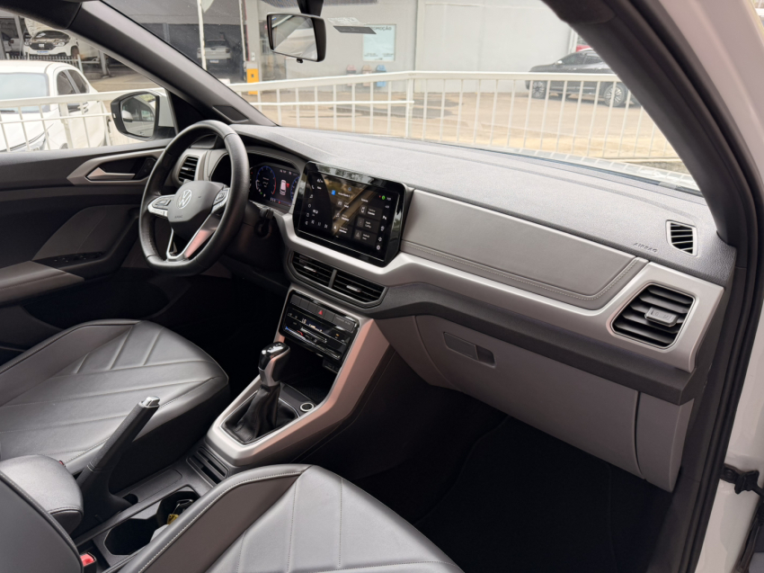t-cross comfortline 1.0 turbo 200 tsi flex automatico17