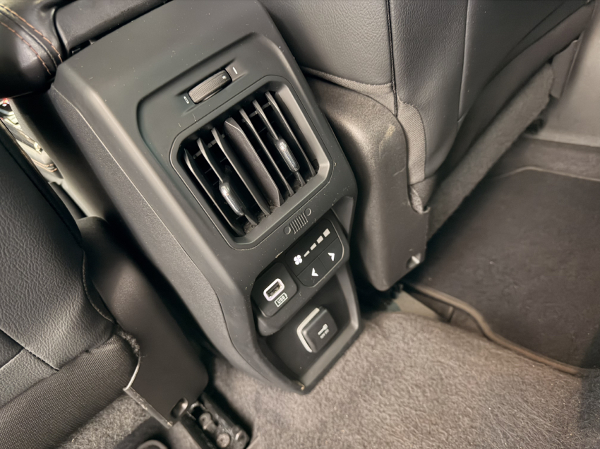 commander limited 2.0 turbo diesel 4x4 td380 at919