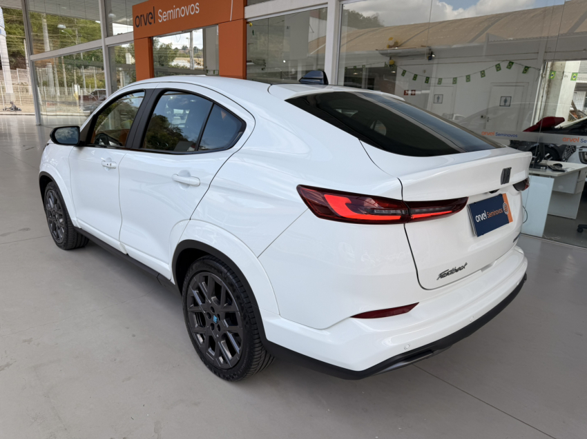 fiat fastback impetus 200 hybrid5