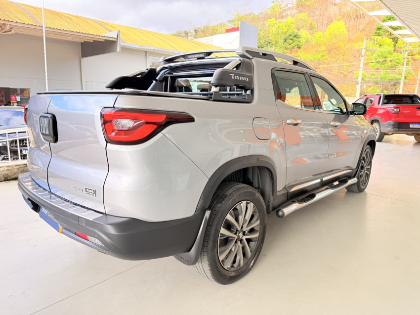fiat toro ranch 2.0 4wd at9 turbo diesel8