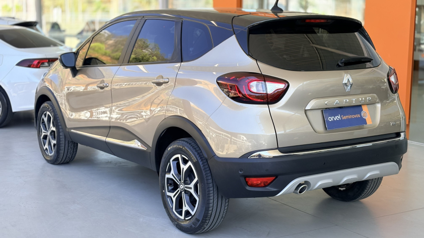captur 1.3 tce flex iconic x-tronic3