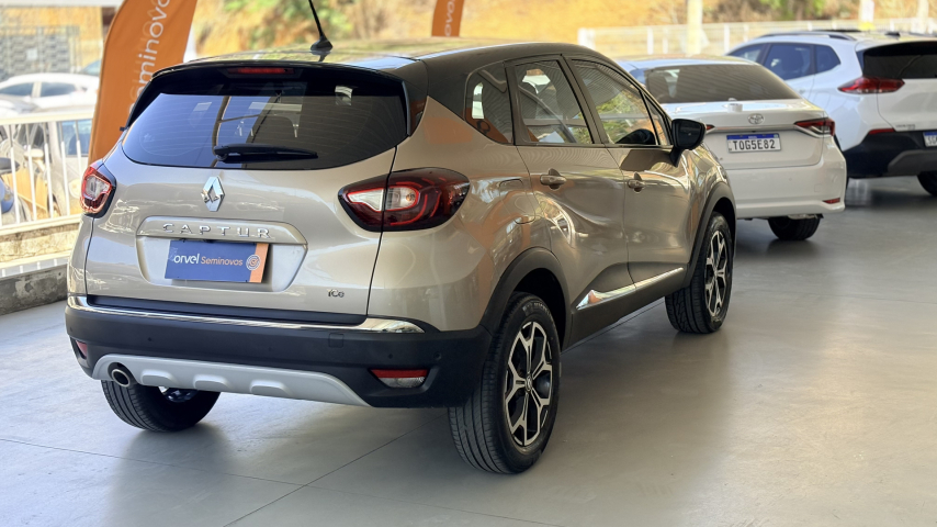 captur 1.3 tce flex iconic x-tronic5