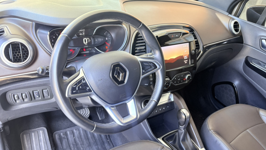 captur 1.3 tce flex iconic x-tronic9