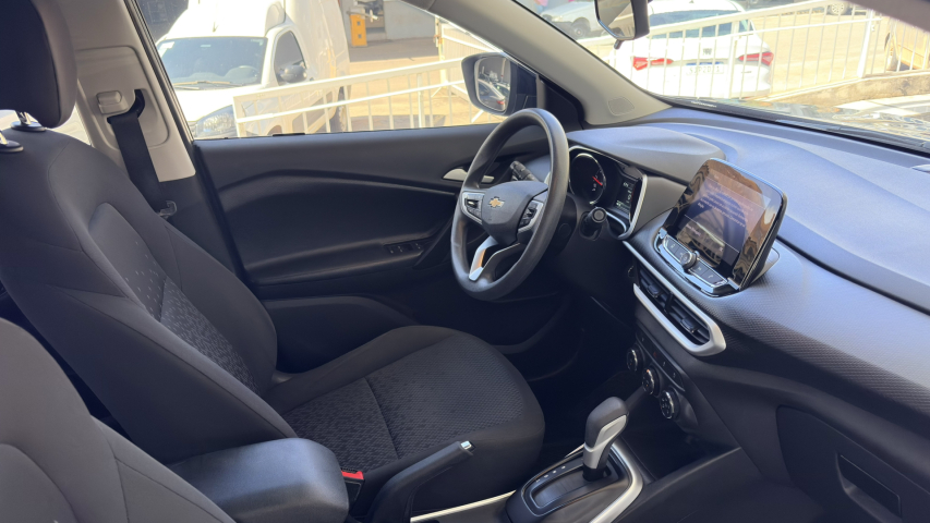 tracker 1.0 turbo flex automatico8