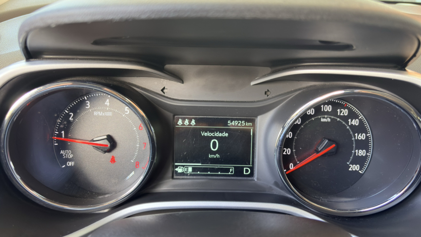 tracker 1.0 turbo flex automatico11