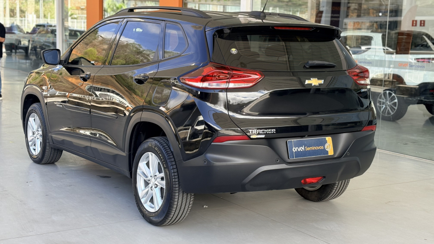 tracker 1.0 turbo flex automatico4