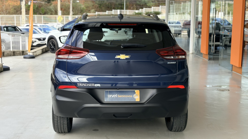 tracker 1.0 turbo flex automatico5