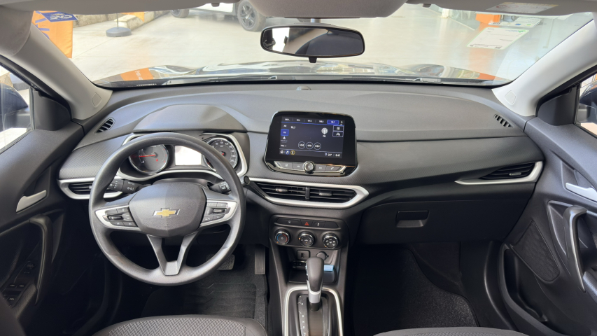 tracker 1.0 turbo flex automatico9