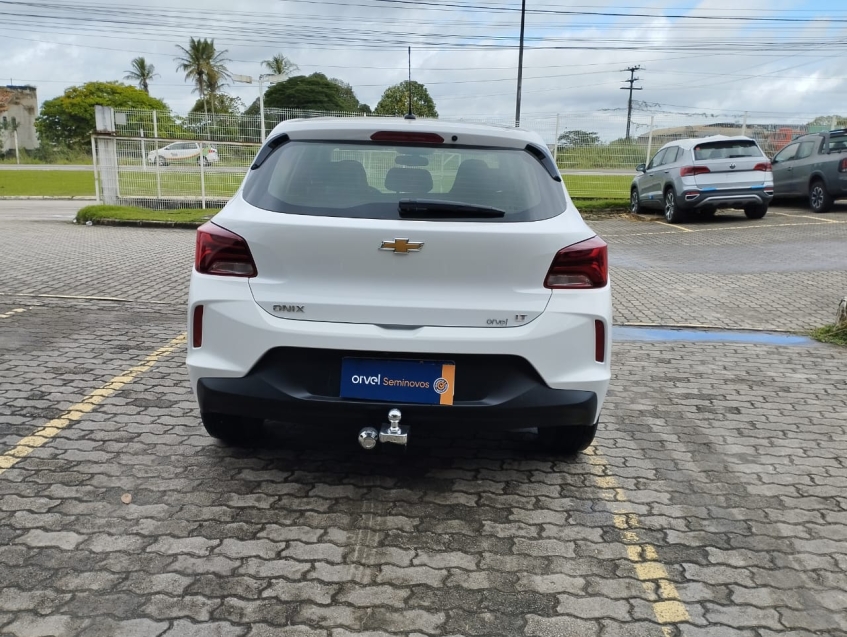 chevrolet onix 1.0 flex lt manual.