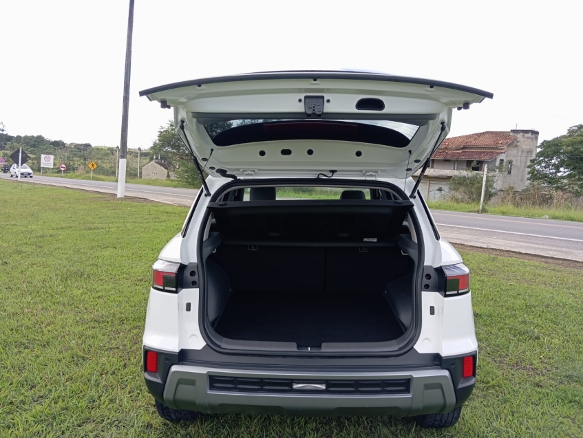 hyundai creta 2.0 flex ultimate automatico 4p 2025