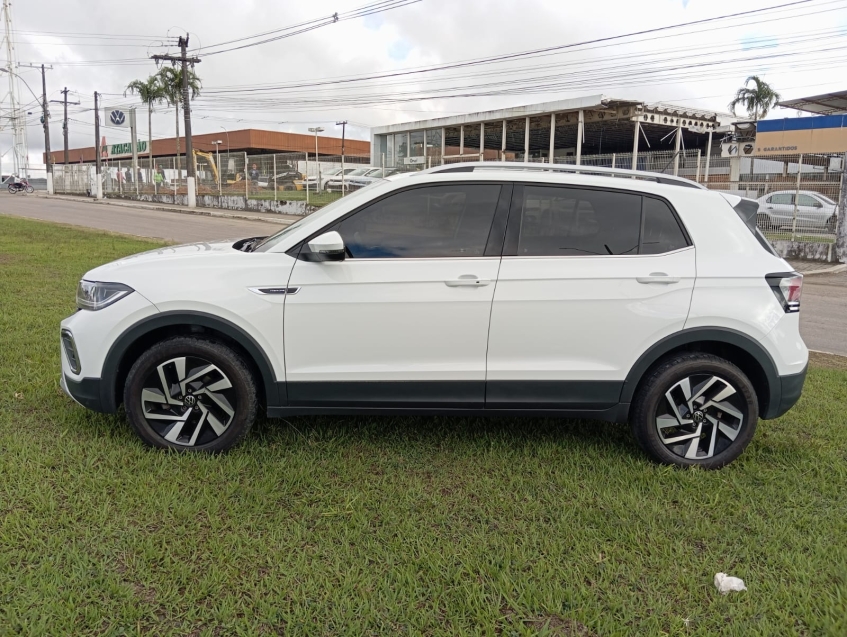 volkswagen t-cross 1.4 250 tsi total flex highline automatico 4p 2025