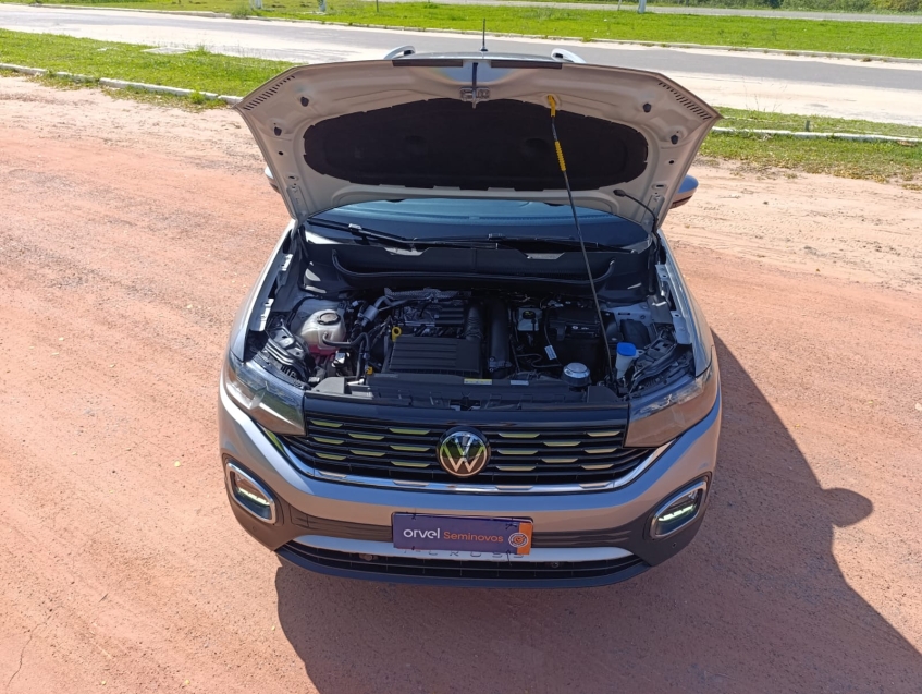 volkswagen t-cross 1.4 250 tsi total flex highline automatico 4p 202413