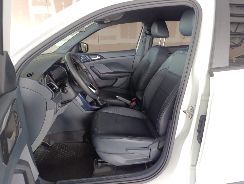 volkswagen t-cross 1.0 200 tsi total flex comfortline automatico 4p 202310