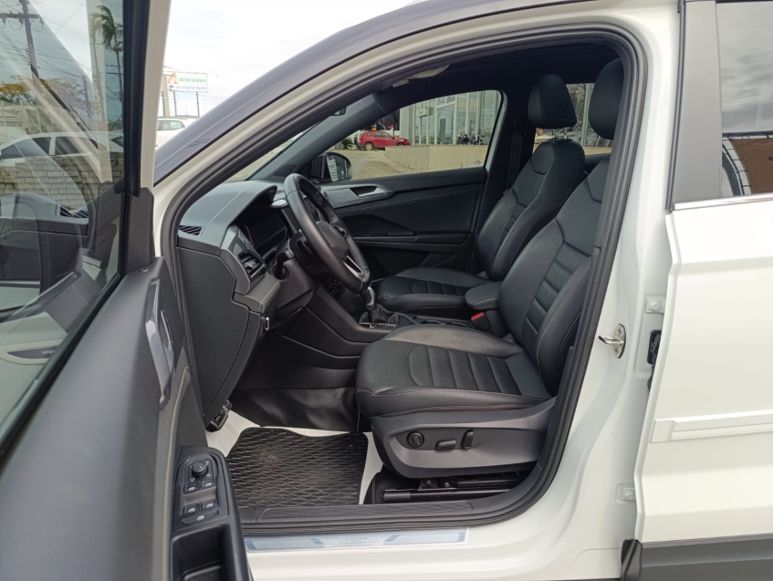 volkswagen taos 1.4 250 tsi total flex highline automatico 4p 202411