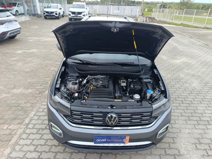 volkswagen t-cross 1.4 250 tsi total flex highline automatico 4p 202213